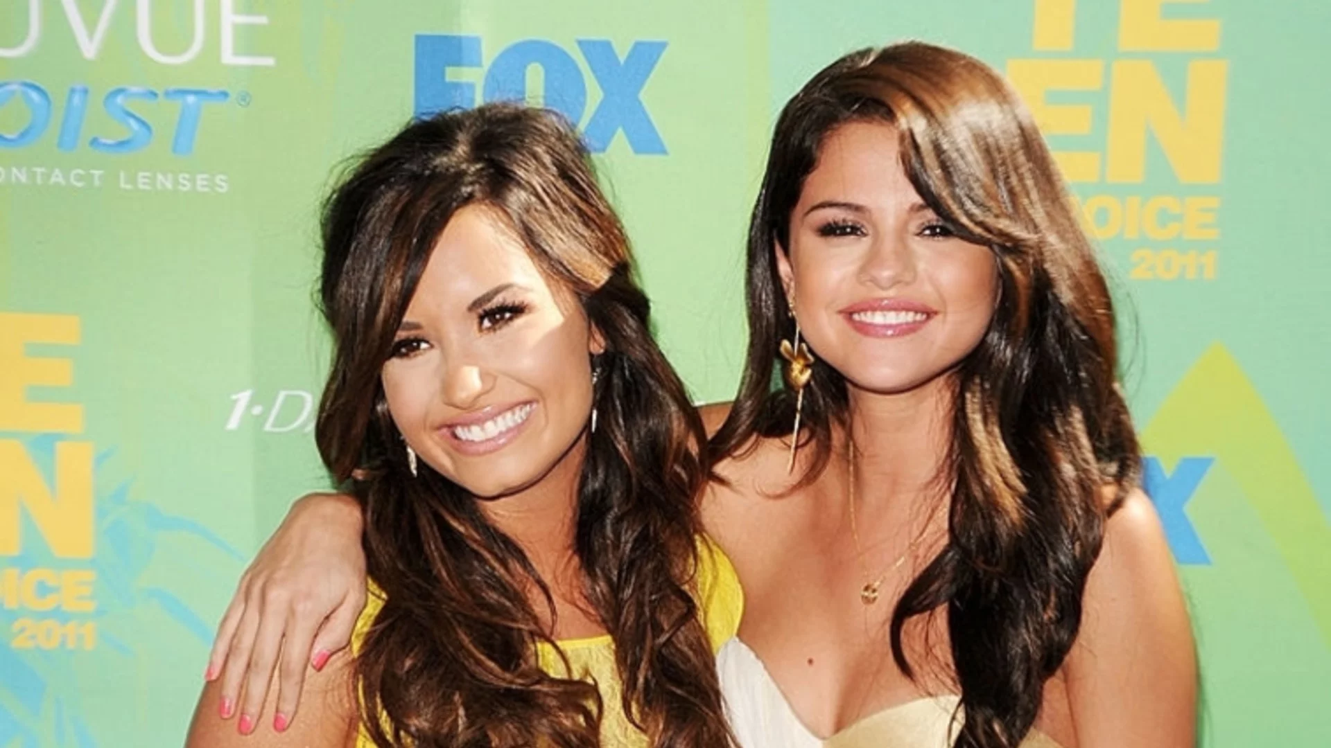 Няма драма: Какво събра Селена Гомес и Деми Ловато след почти 10 години? (ВИДЕО)