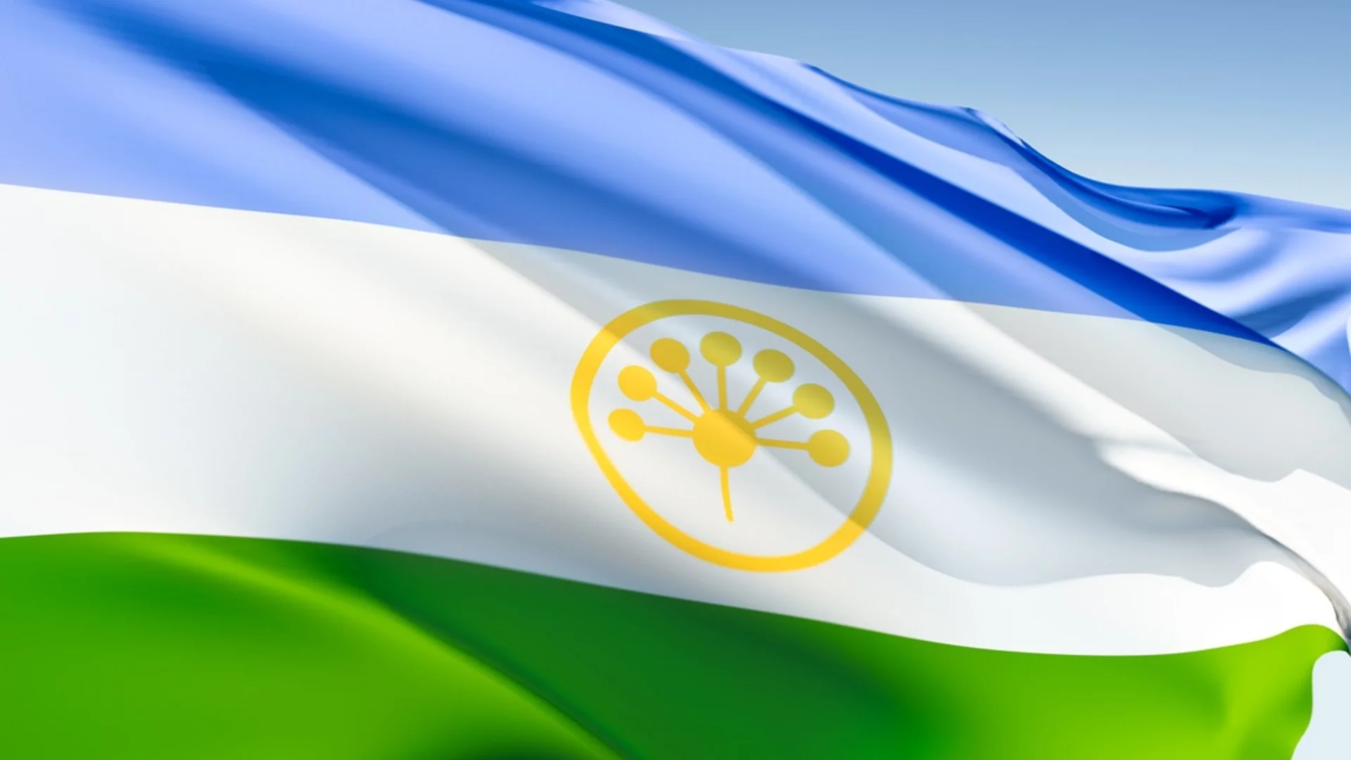 Огън и дим: Любима цел на украинските дронове в Башкирия отново пламна (ВИДЕО)