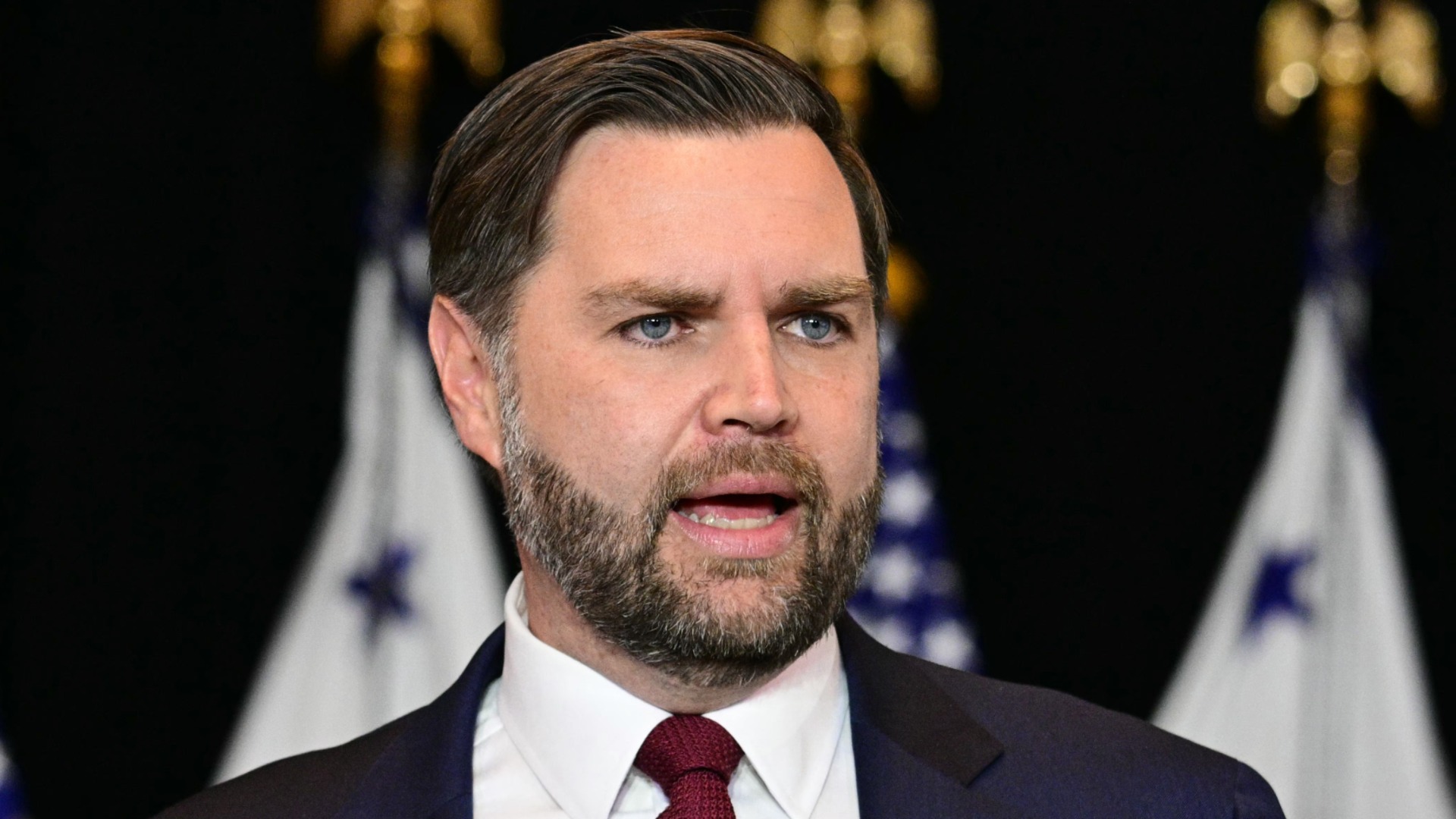 Ванс: Тръмп иска голяма сделка с Иран