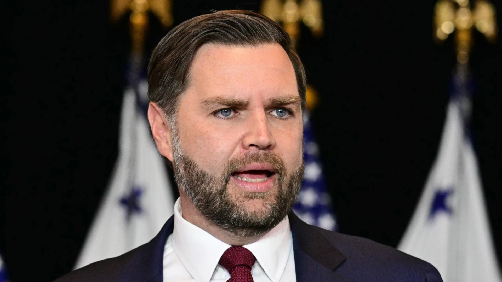 Ванс: Тръмп иска голяма сделка с Иран