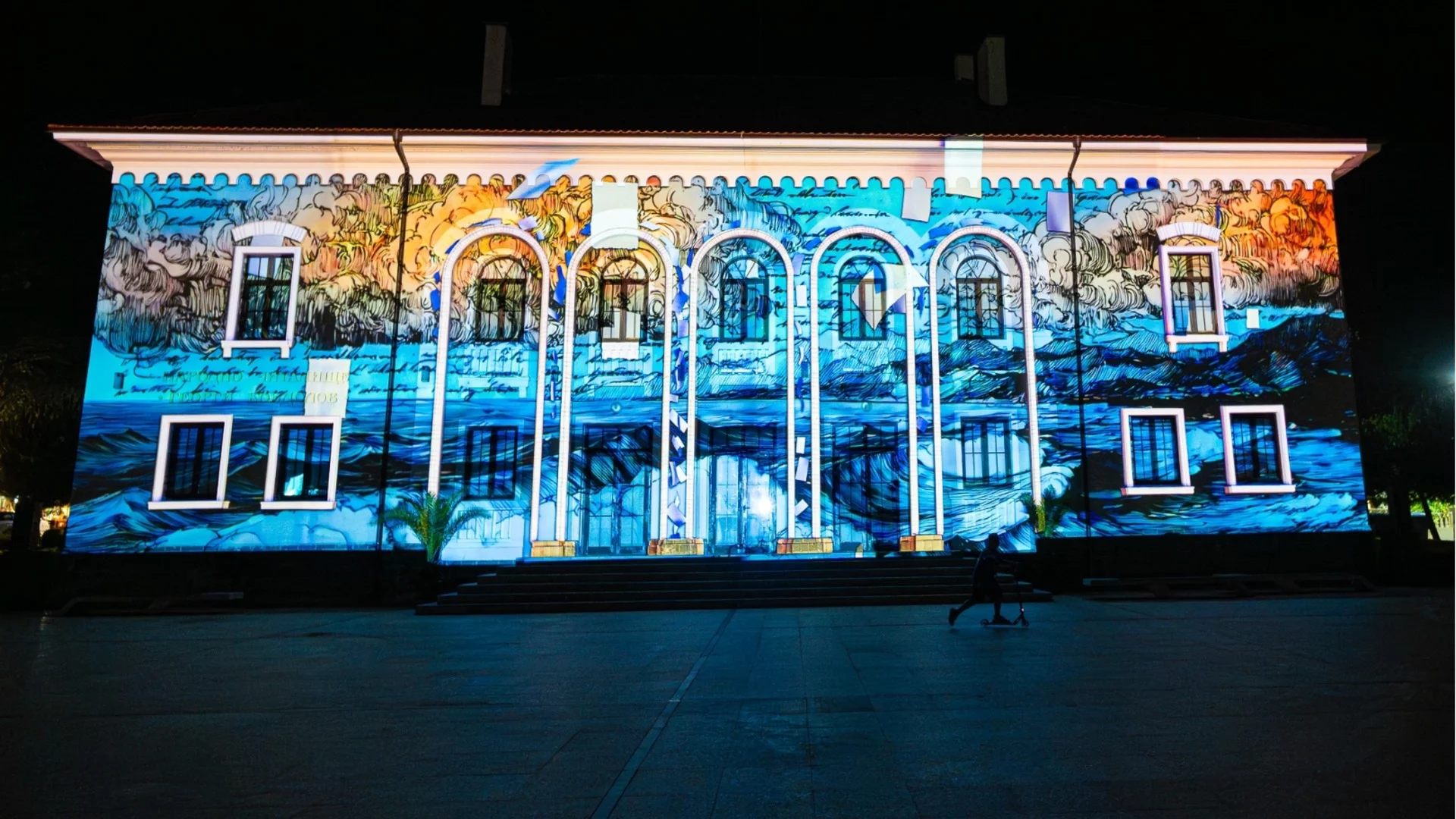 Фестивалът LUNAR превръща пет курорта по Южното Черноморие в платно за светлинно изкуство