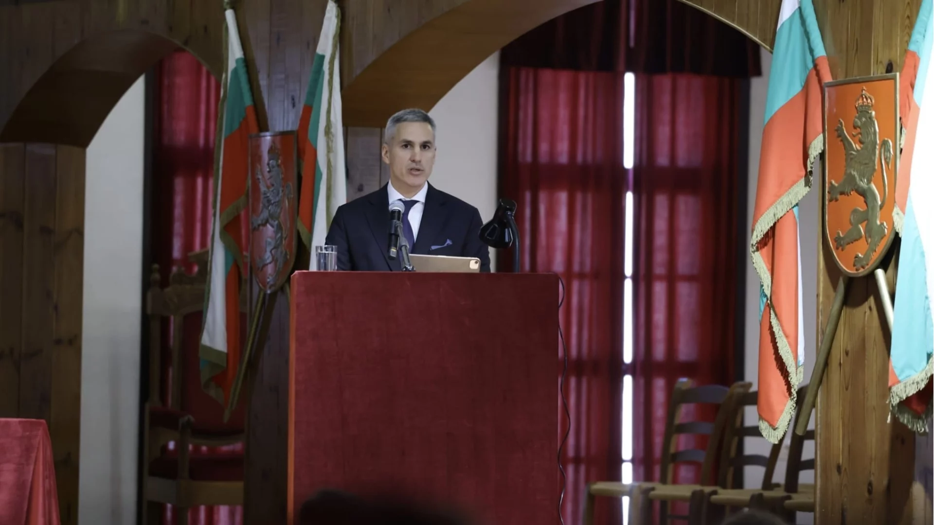 Гюров: Търновската конституция изразява стремежа да живеем в общество, основано на правила и честно правосъдие