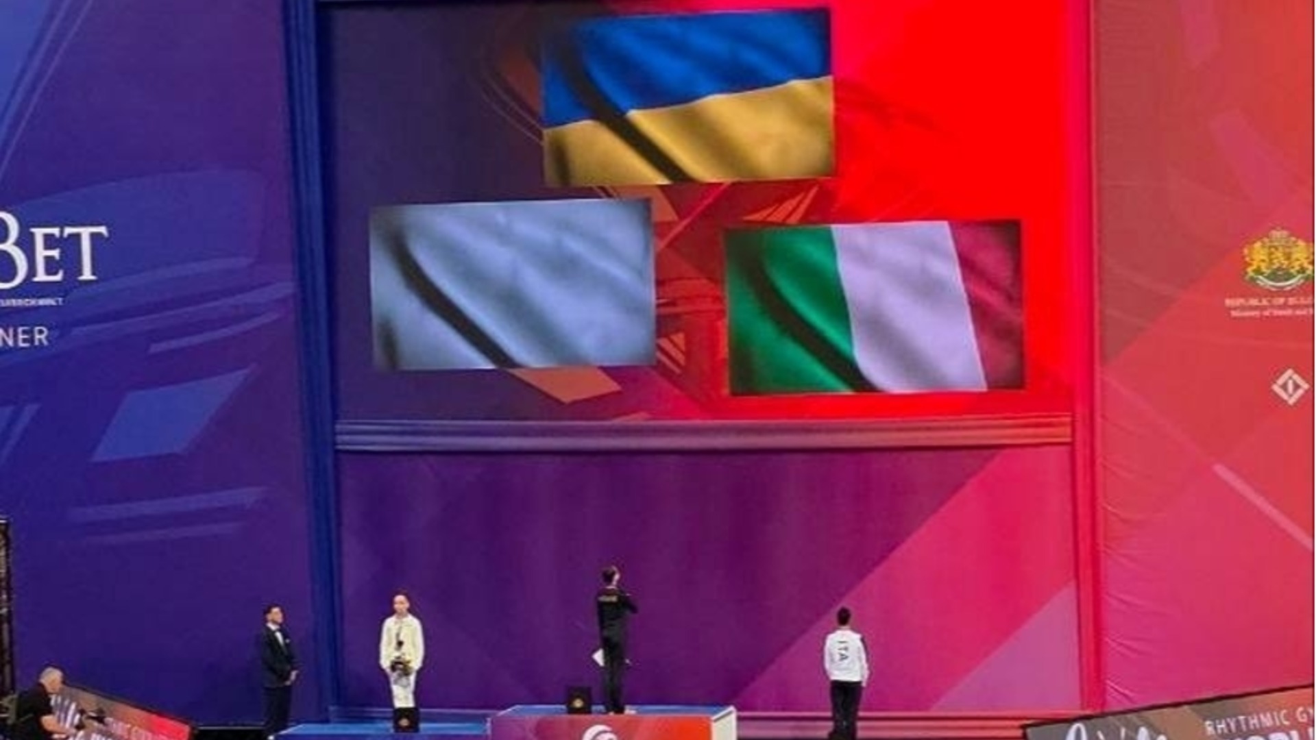 Руската гимнастичка, обърнала гръб на украинското знаме в София, получи подкрепа в родината си