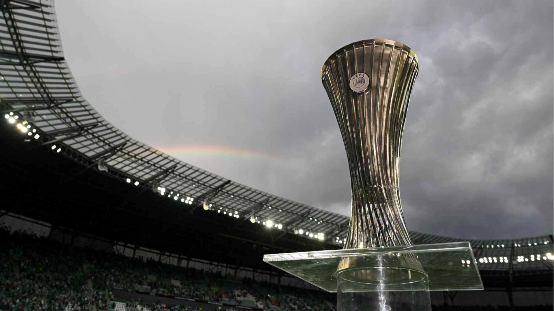 След сензационен обрат на четвъртфиналите: Ясни са 1/2-финалните двойки в Лигата на конференциите