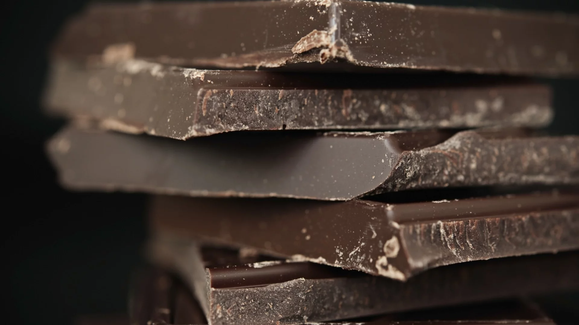 Сладкото утре: Ще познаем ли вкуса на шоколада, ако е създаден в лаборатория? (ВИДЕО)