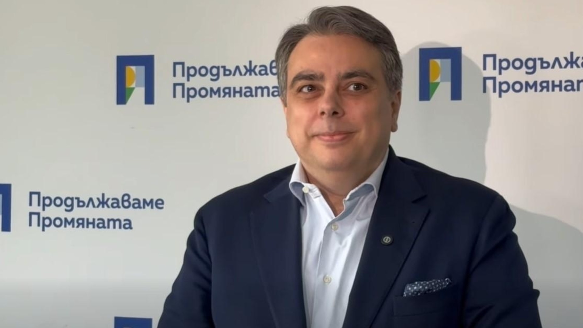 Асен Василев в Сливен: Радев не е нов – управлява с 8 правителства, икономическата му програма е рецепта за обедняване