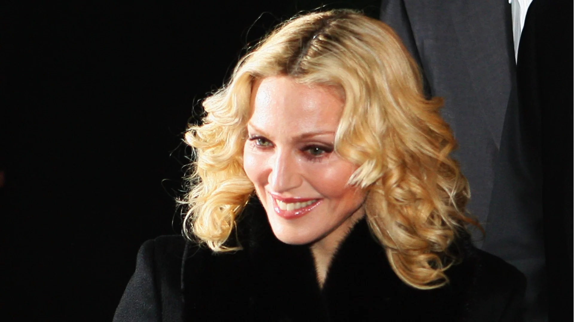 "Да празнуваме, да танцуваме!": Мадона обяви новия си албум