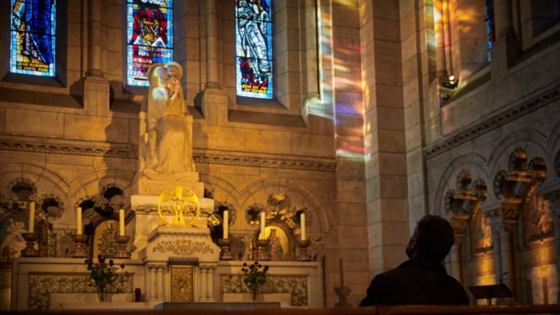 Все повече млади мъже в САЩ се обръщат към религията