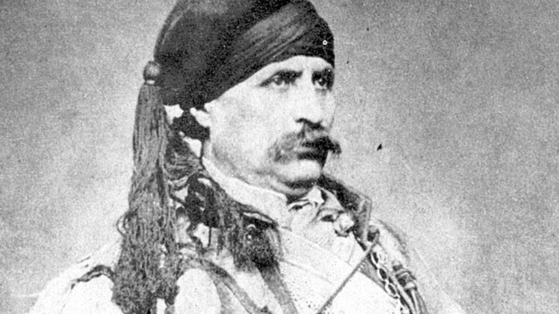 17 април в историята: Почитаме паметта на Ильо Войвода. Александър Батенберг е избран за княз на България