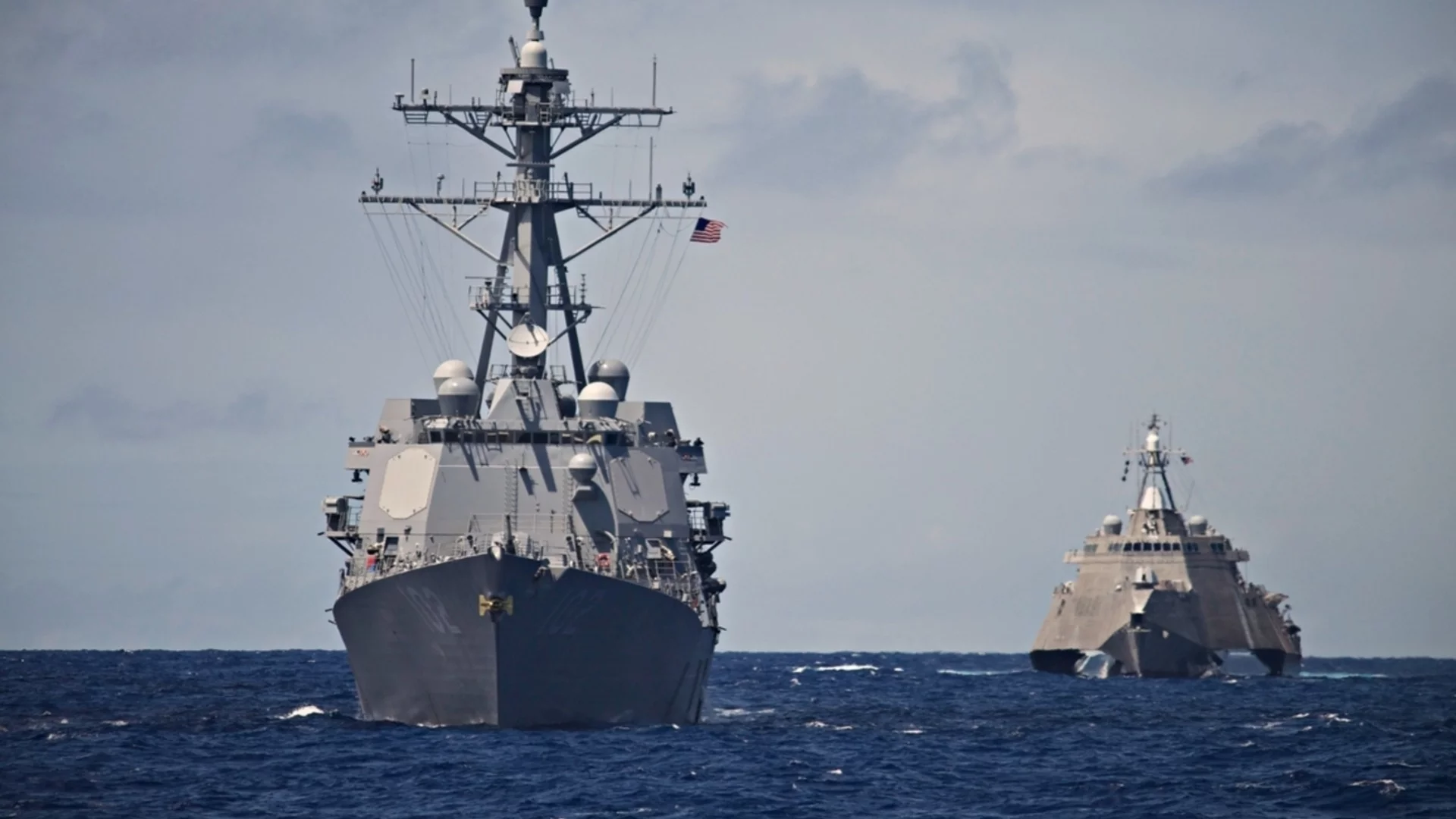 Пентагонът: Готови сме да възобновим ударите срещу Иран, кораби ще бъдат вземани на абордаж