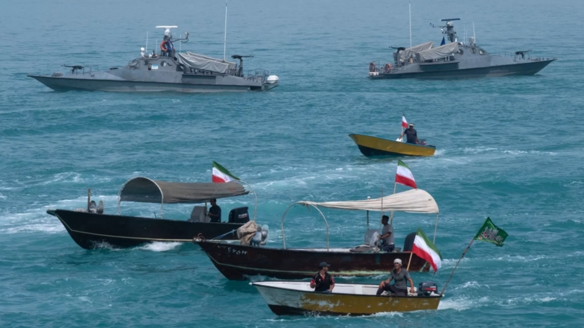 След Ормузкия проток: Иран заплашва, че ще затвори втори морски път