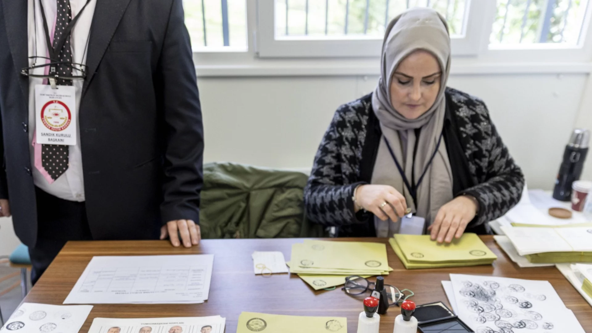 Краят на една епоха: Защо българите в Турция масово обръщат гръб на изборите