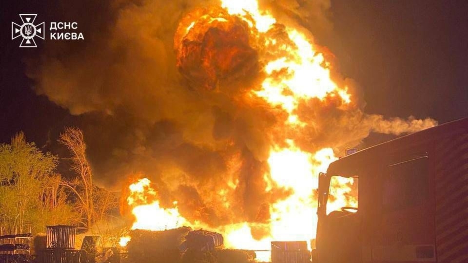 Няма безопасно място: Стотици жертви и ранени в една от най-черните нощи за Украйна (ВИДЕО, СНИМКИ)