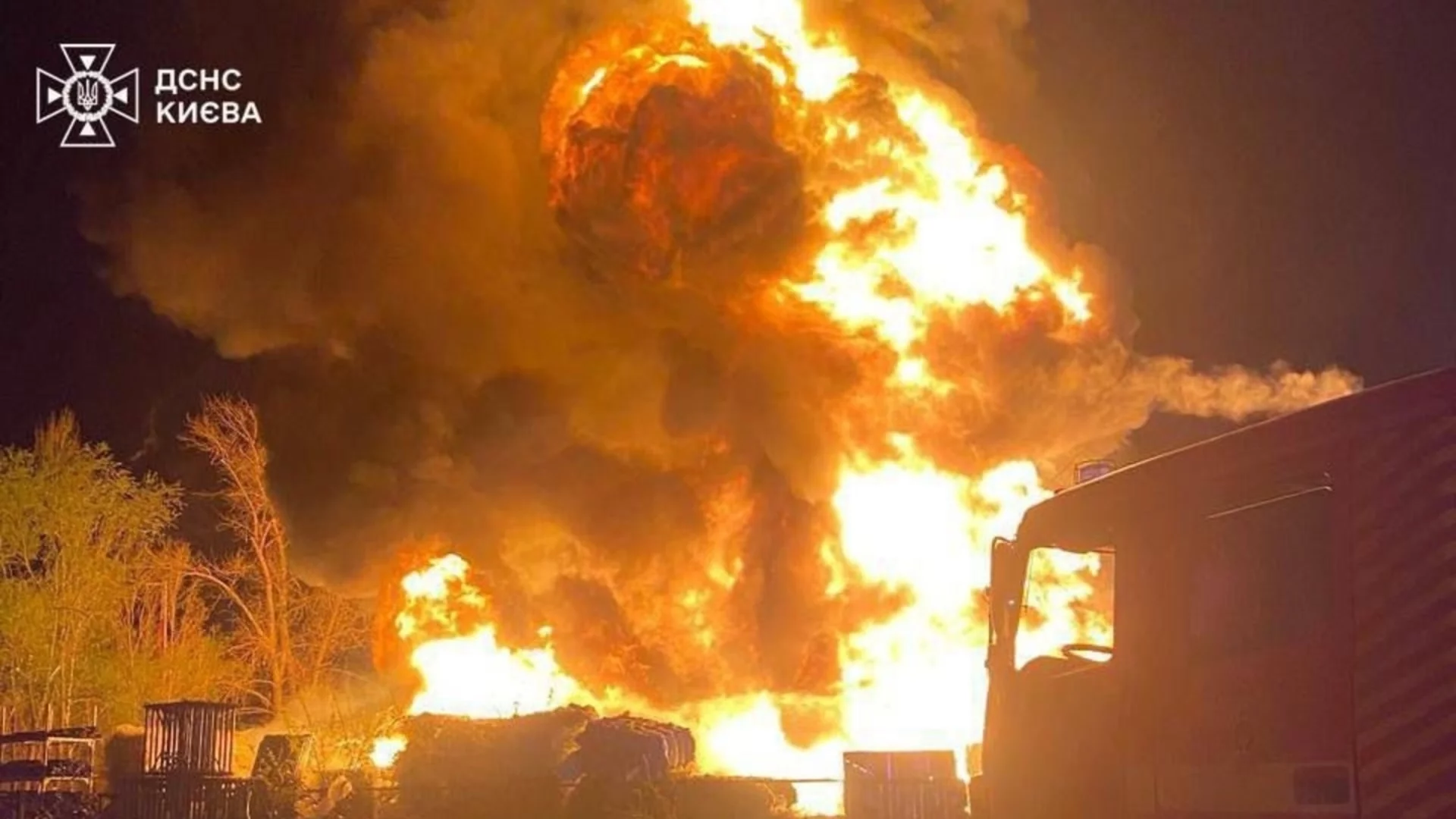 Няма безопасно място: Стотици жертви и ранени в една от най-черните нощи за Украйна (ВИДЕО, СНИМКИ)