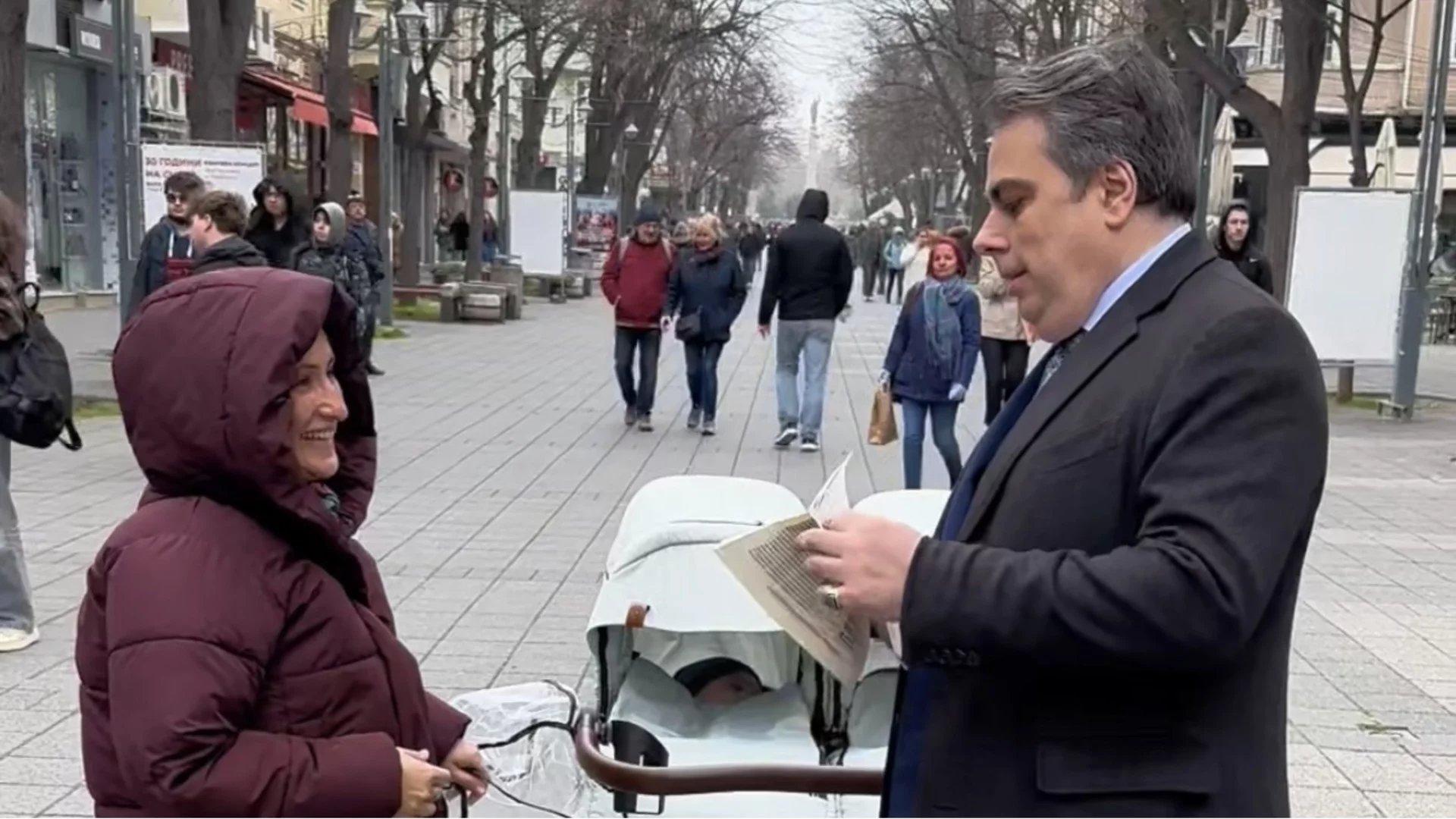 "Продължаваме Промяната" предлага 7 мерки в подкрепа на семействата с деца и младите хора