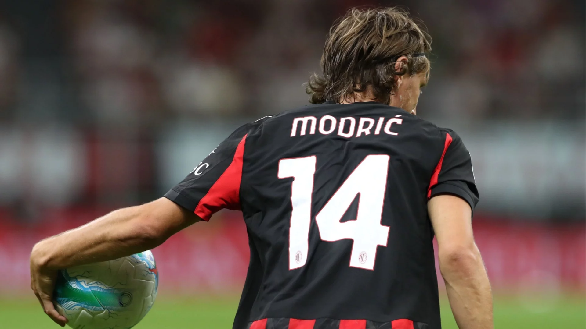 Ултиматумът на Модрич: Трите условия, за да остане на "Сан Сиро"