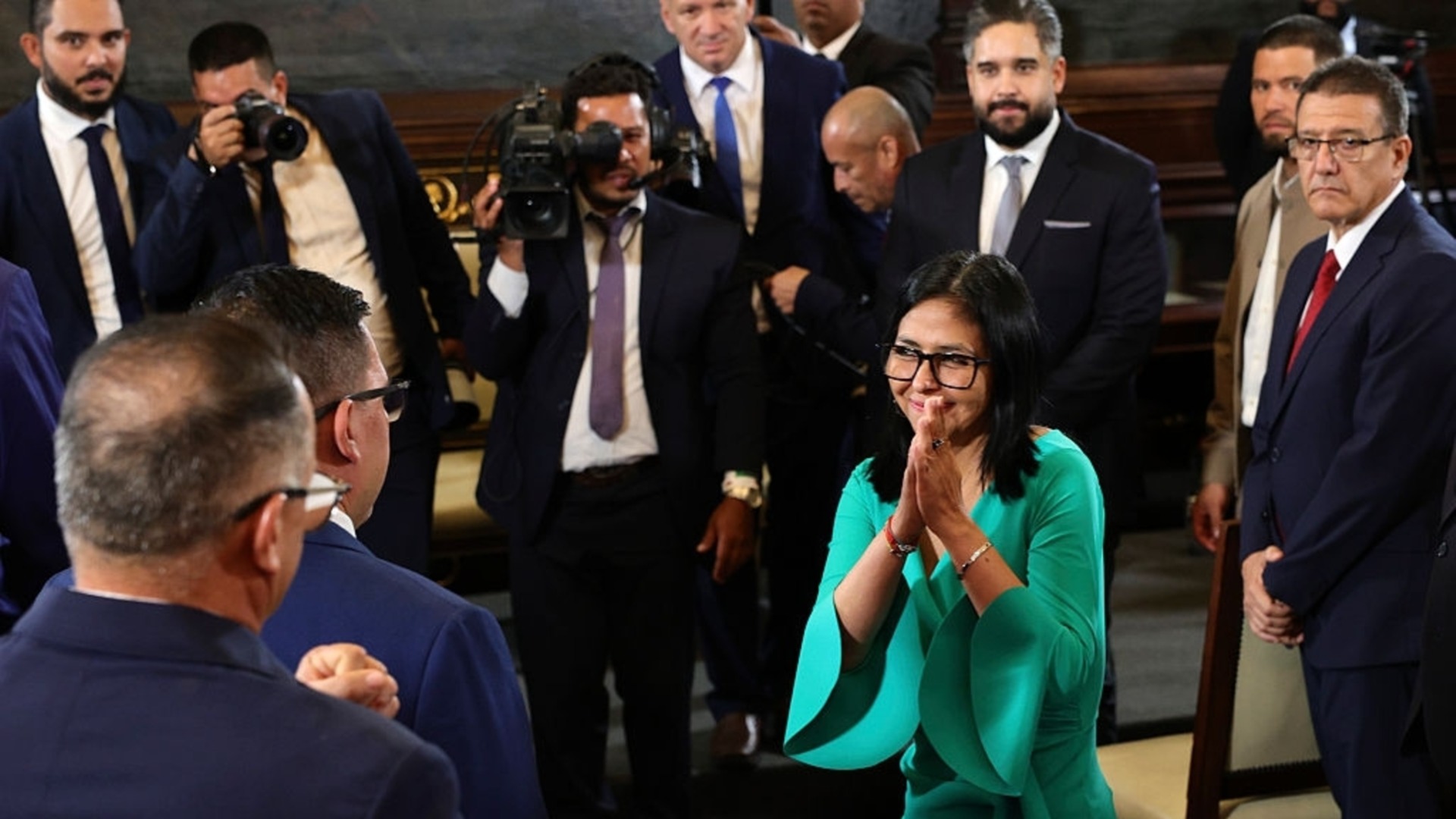 МВФ подновява сътрудничеството си с Венецуела