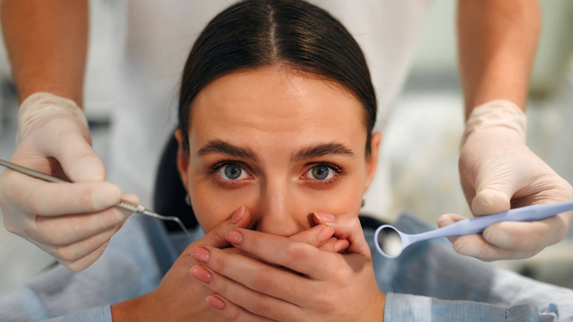 Утре Скорпион, Водолей + още 2 зодии ще усетят как новата седмица ги хваща за гушата