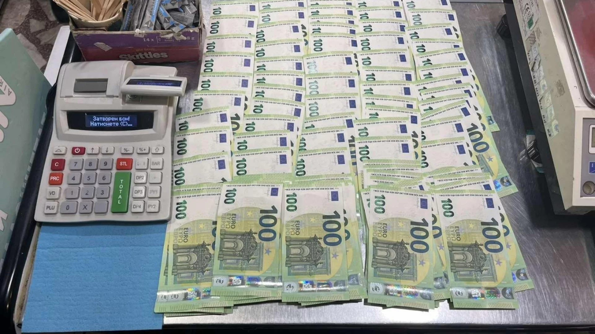 Пликове с евро и списъци с имена: Разбиха мащабна мрежа за купуване на гласове във Варна