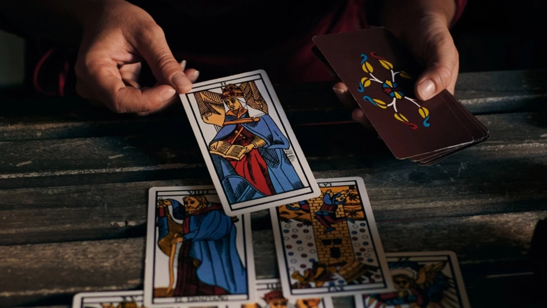 Седмичният ТАРО хороскоп за всяка зодия, 20 - 26 април 2026