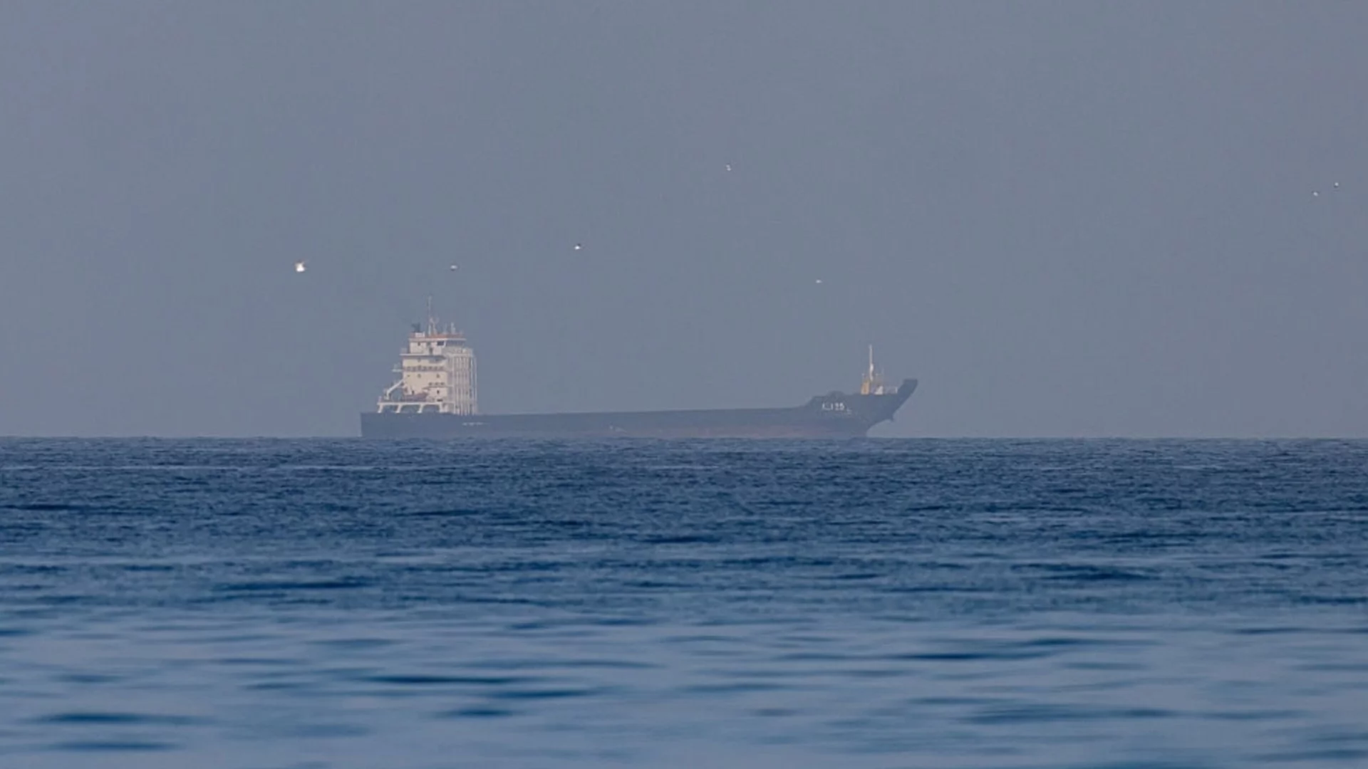 Ню Делхи привика иранския посланик заради обстрела по индийски кораби в Ормузкия проток