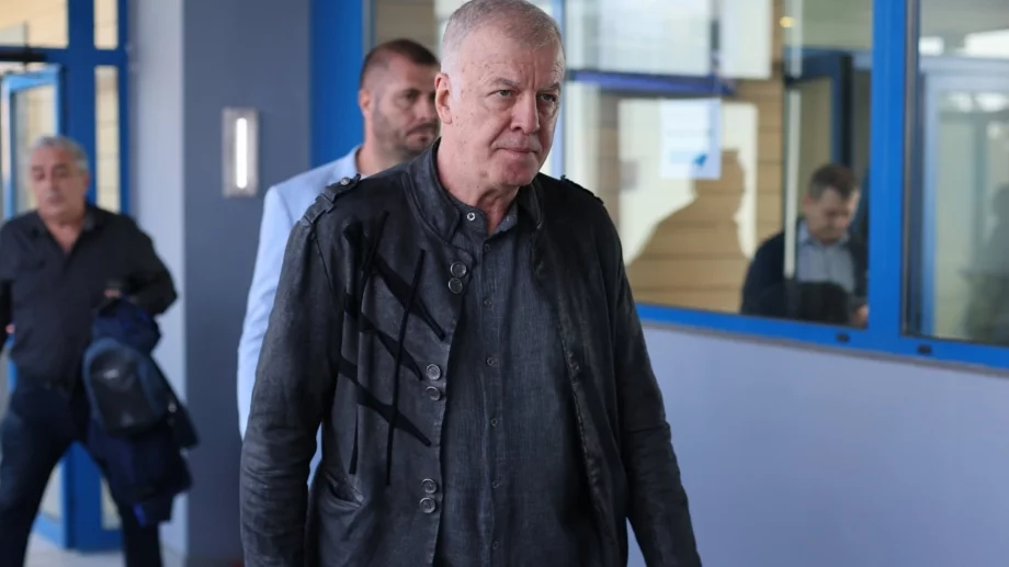 Време за мъже в Левски: Най-важният отговор за Сираков предстои