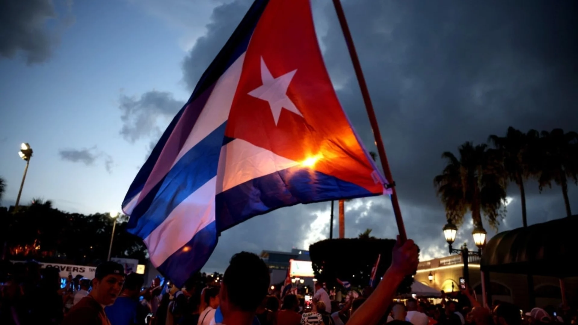 След златния си век: Тръмп наглее още повече и обеща "нова зора" на Куба