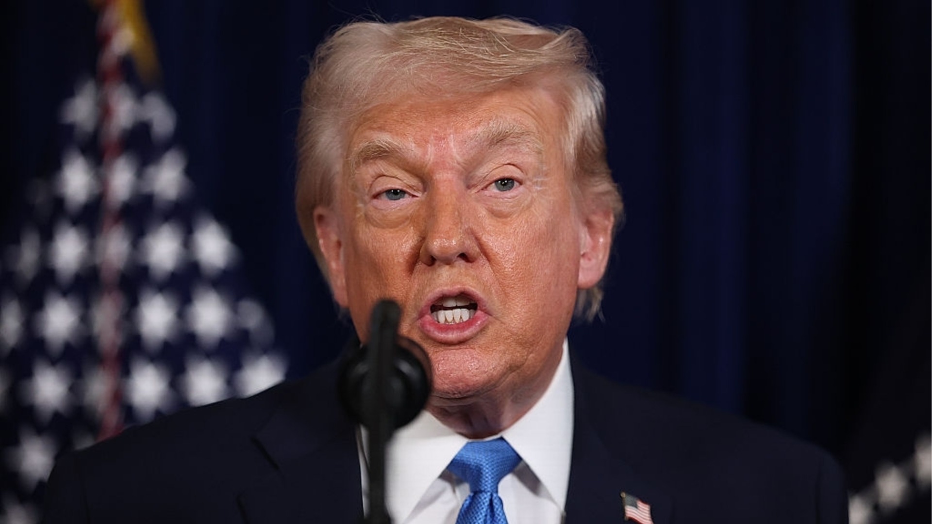 Тръмп обяви, че Ормузкият пролив е напълно отворен, Иран го опроверга (ВИДЕО)