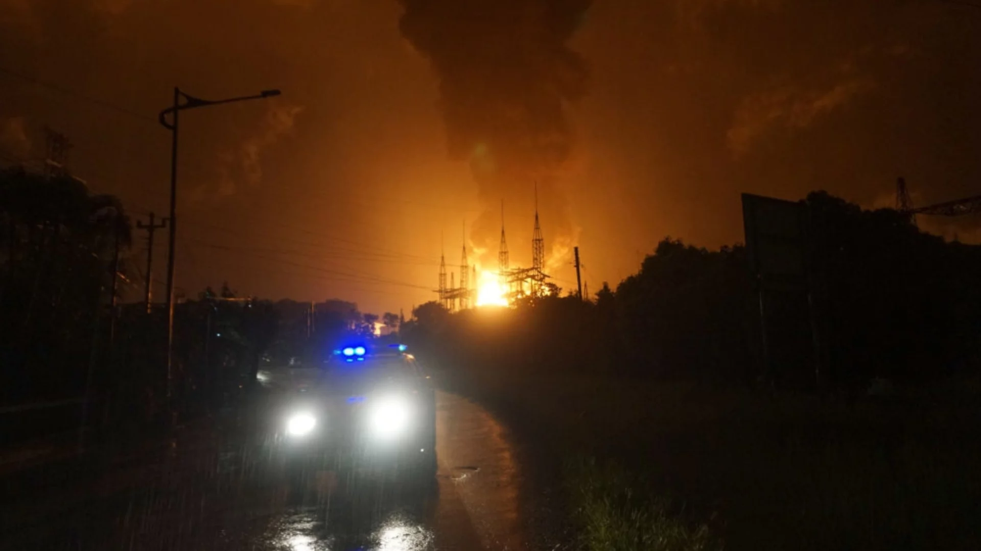 Без пари работете: Руски министър и олигарх с бизнес в България за икономиката. Украйна пали руски рафинерии и бази, получи отсрочка за външния си дълг (ОБЗОР - ВИДЕО)