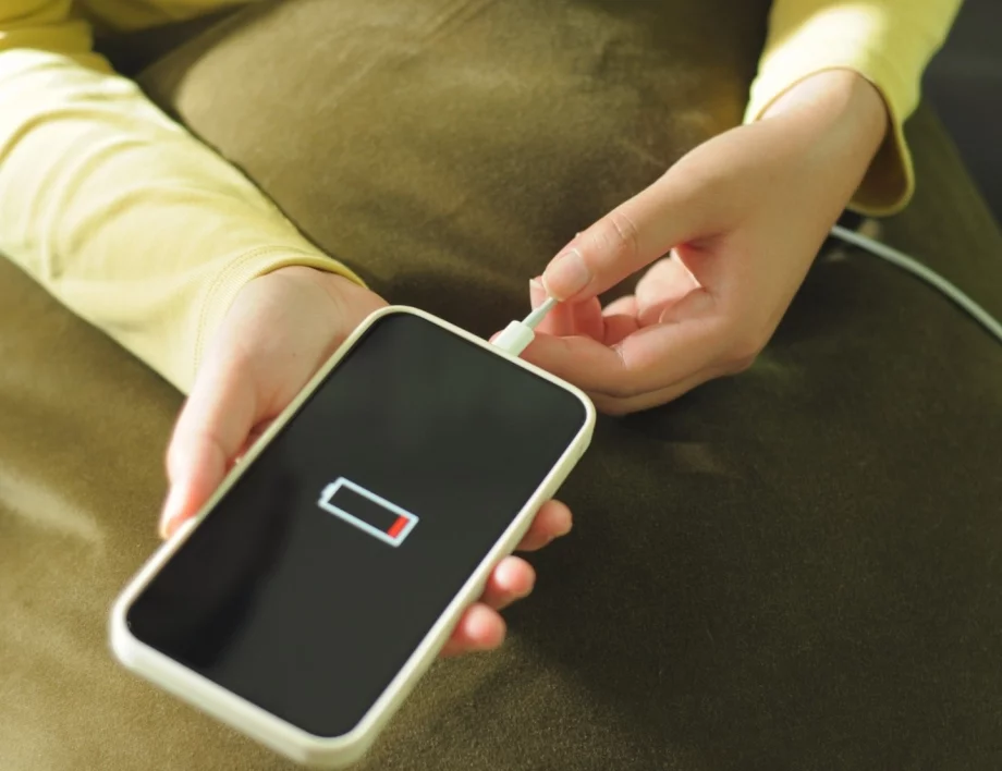 Китай изобрети ново поколение зарядни устройства за телефони (ВИДЕО)