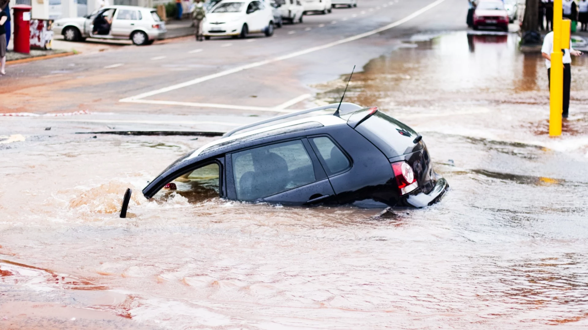 Гръмотевични бури причиниха внезапни наводнения в Нова Зеландия
