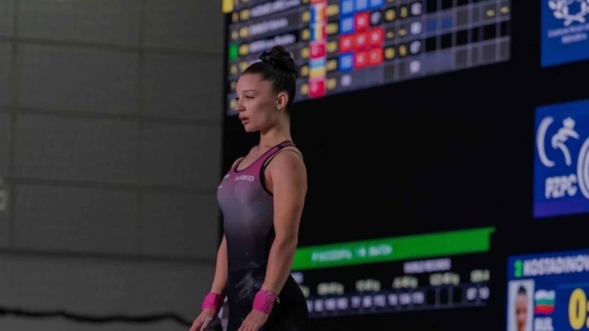 Фантастично! Младата Бояна донесе 2 медала на България от Европейското по вдигане на тежести!