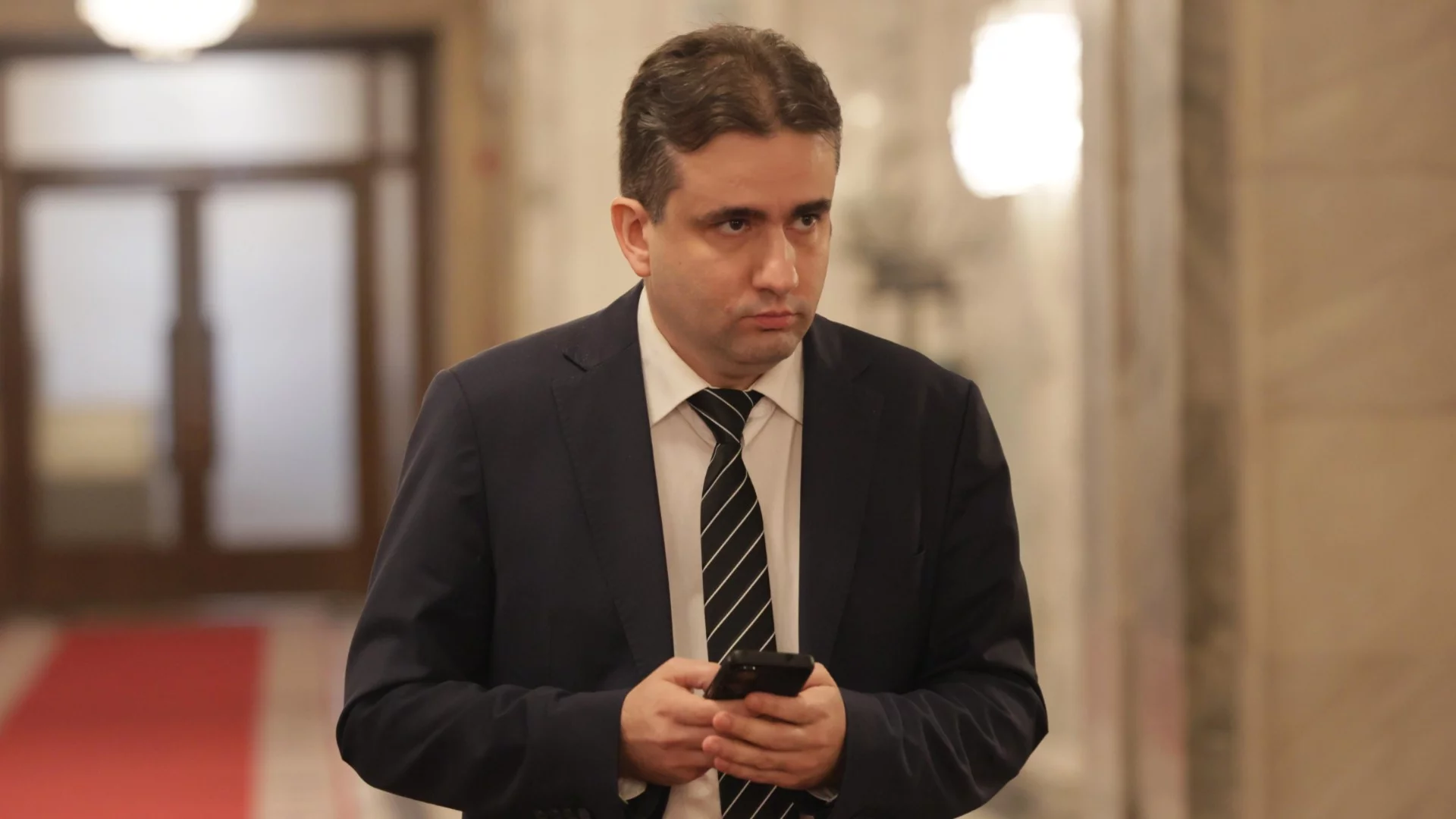 Божидар Божанов: Гласувах за демонтиране на завладяната държава