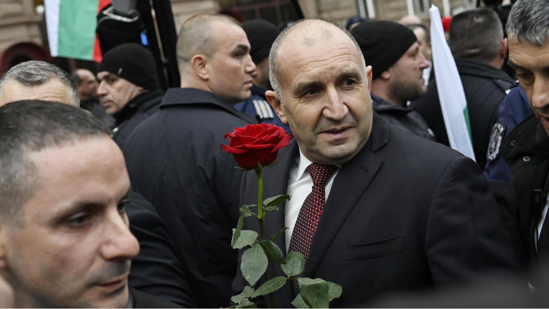 Убиец на партии: Откъде дойдоха гласовете за Радев?