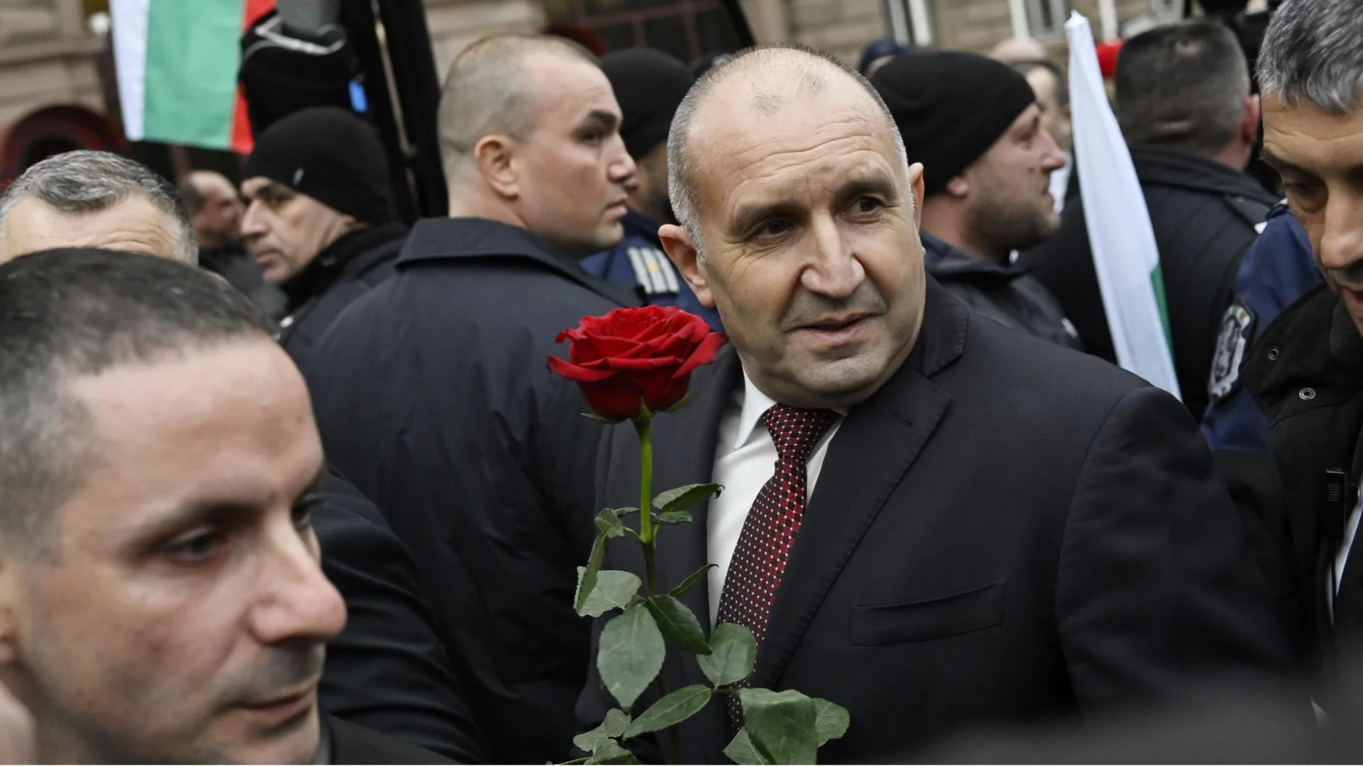 Убиец на партии: Откъде дойдоха гласовете за Радев?