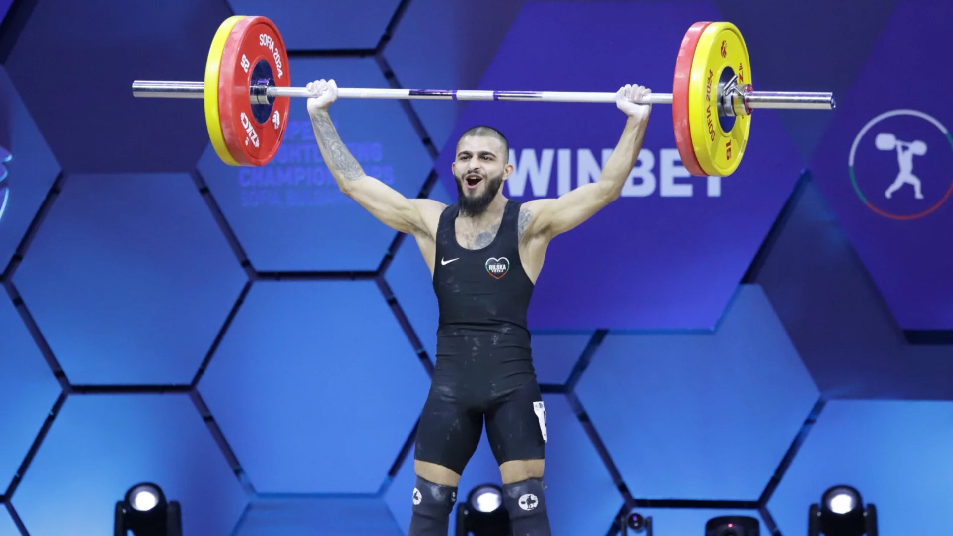 Феноменален Ангел Русев е европейски шампион за шести пореден път!