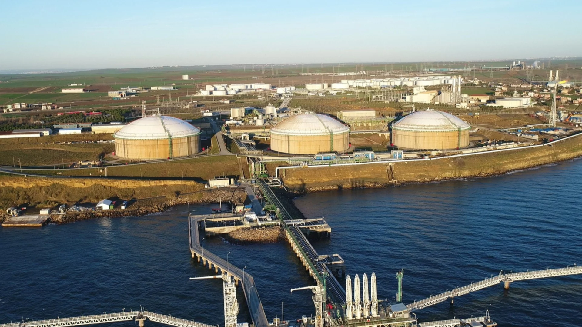 Предоговарят условията по договора с "Боташ"?