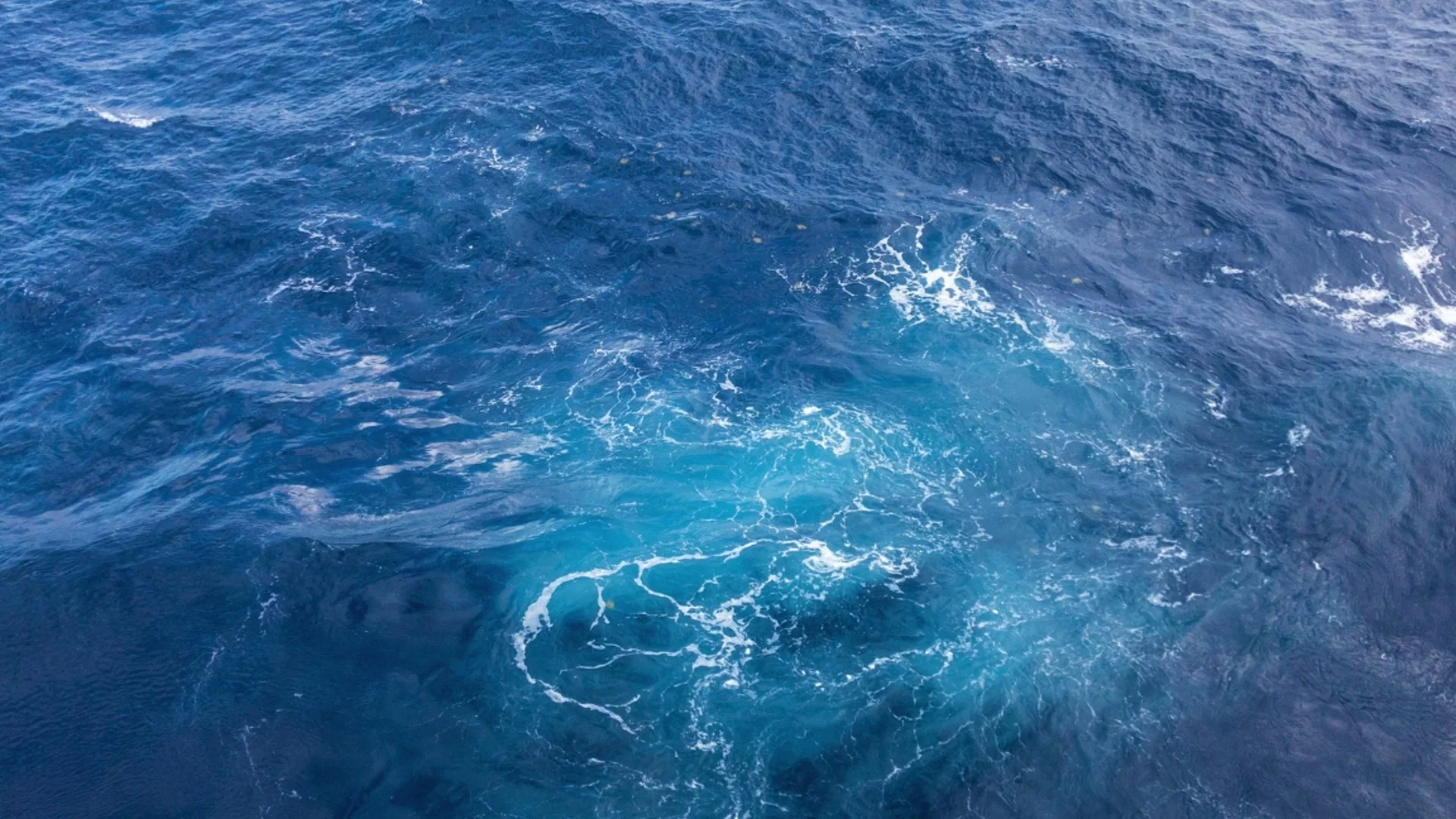 Японски учени откриха скрит вулкан на дъното на Тихия океан, който е на 3 милиона години