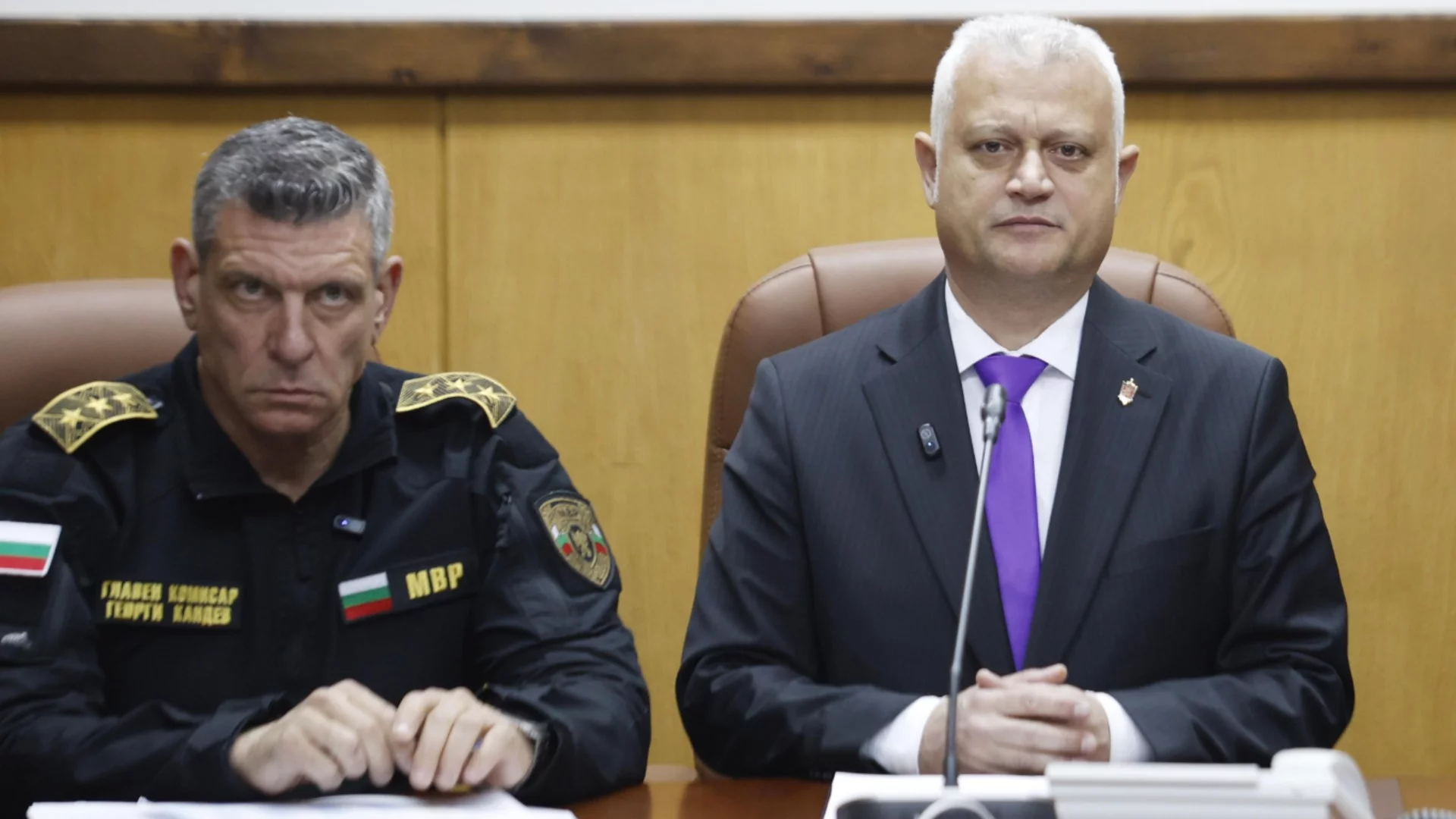 От "Кандев ще го сложа на икона вкъщи" до Гюров за кандидат-президент: Възторгът след изборите по новото МВР и служебната власт