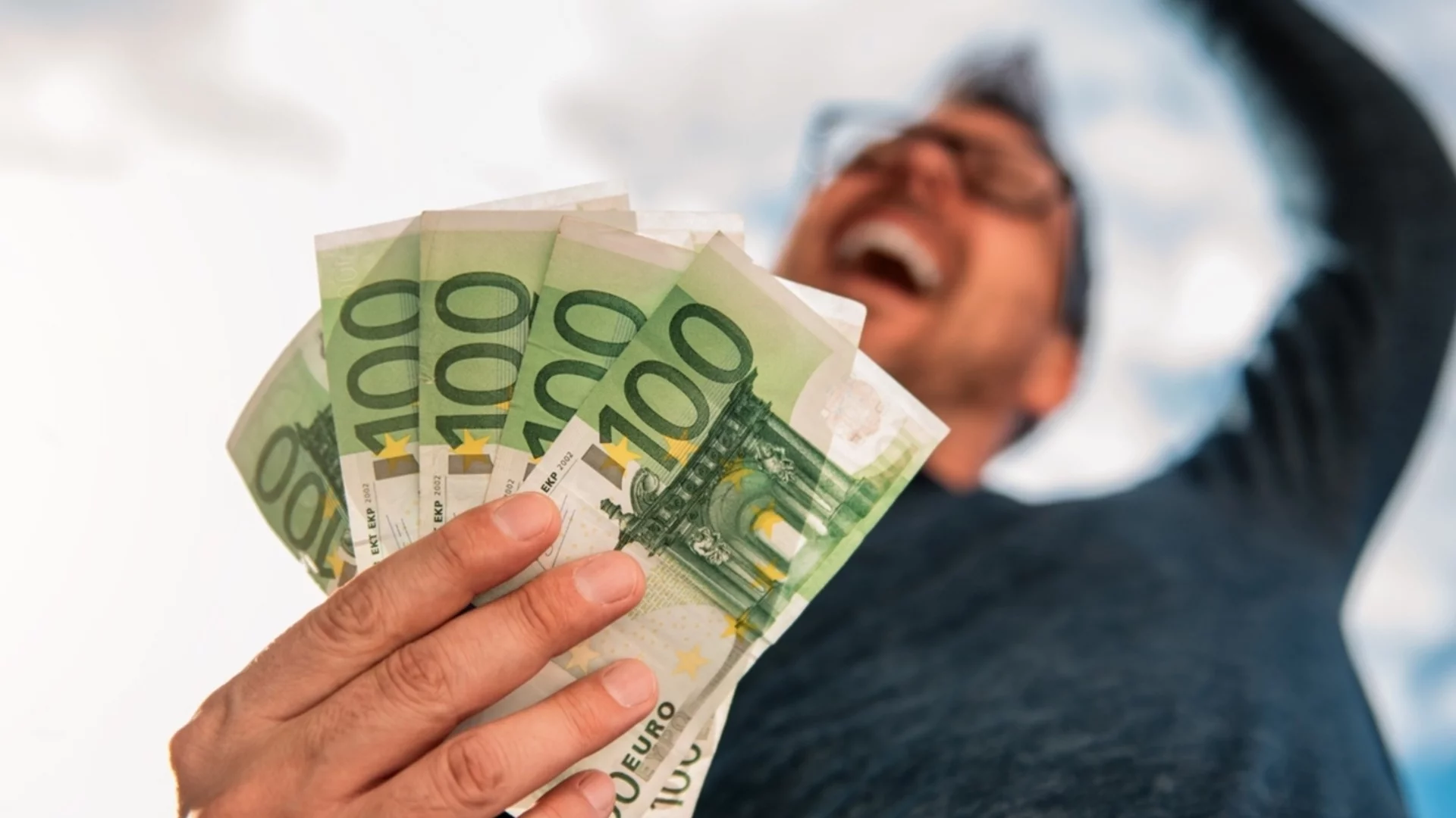 В сряда: Поизмъчени, но сладки пари ще спечелят Близнаци, Скорпион + още 2 зодии