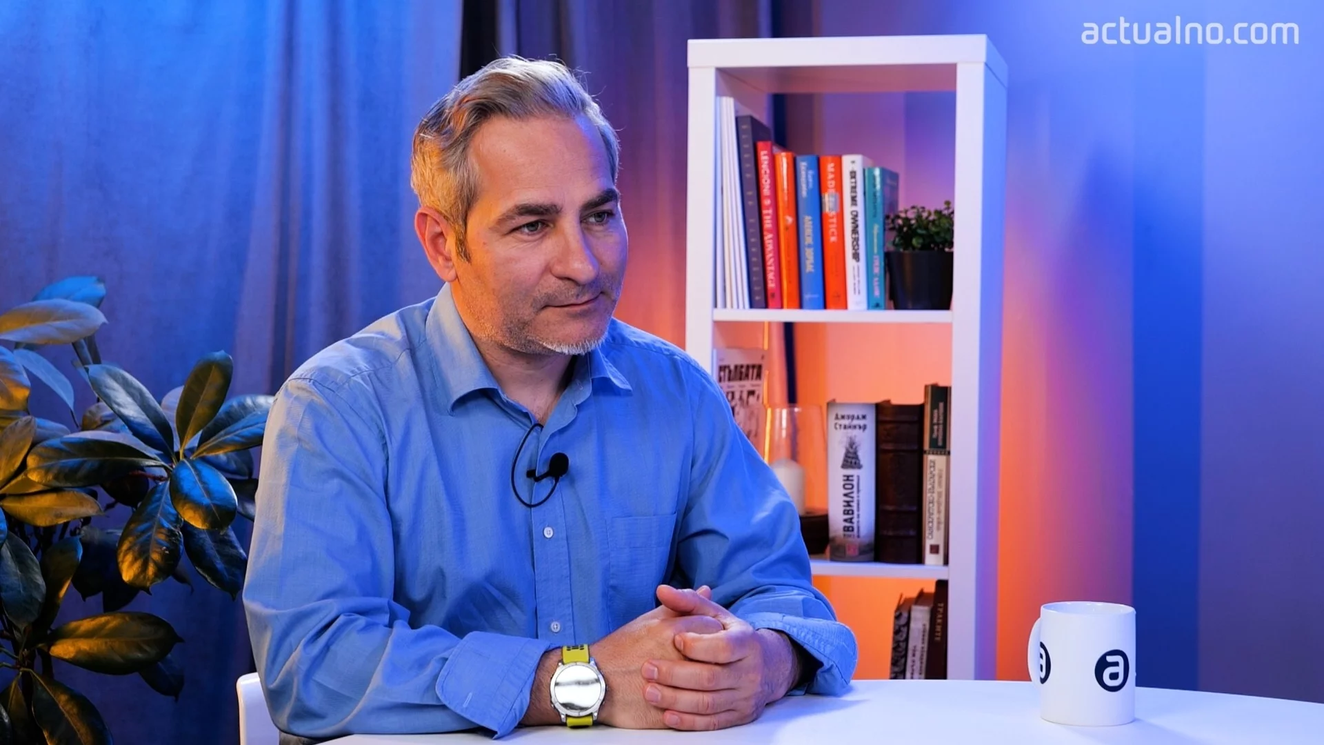 “Радев може да прави електорални чудеса, надявам се, че няма да прави геотектонични и да ни премести като шестнадесета република в Сибир“