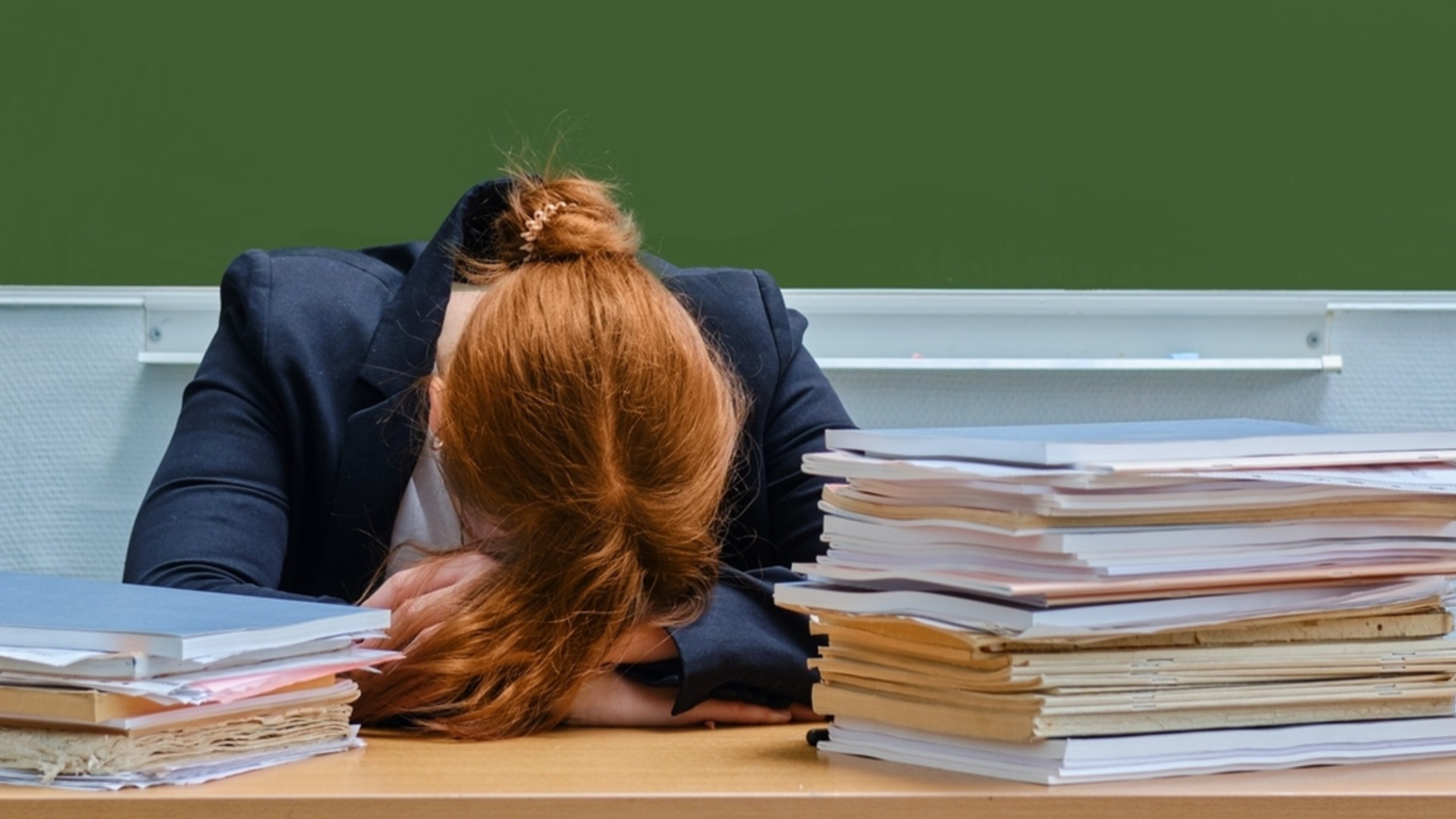 Сляпо подчинение: Реч на Хитлер се превърна в урок по патриотизъм в Русия (ВИДЕО)