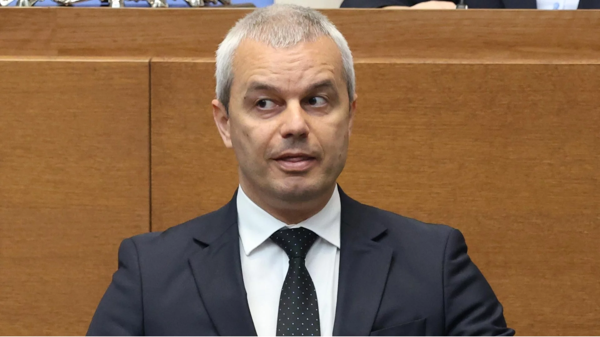 "Народът очевидно не иска "Възраждане" да го управлява": Костадинов с равносметка и пропаганда към избирателите на БСП