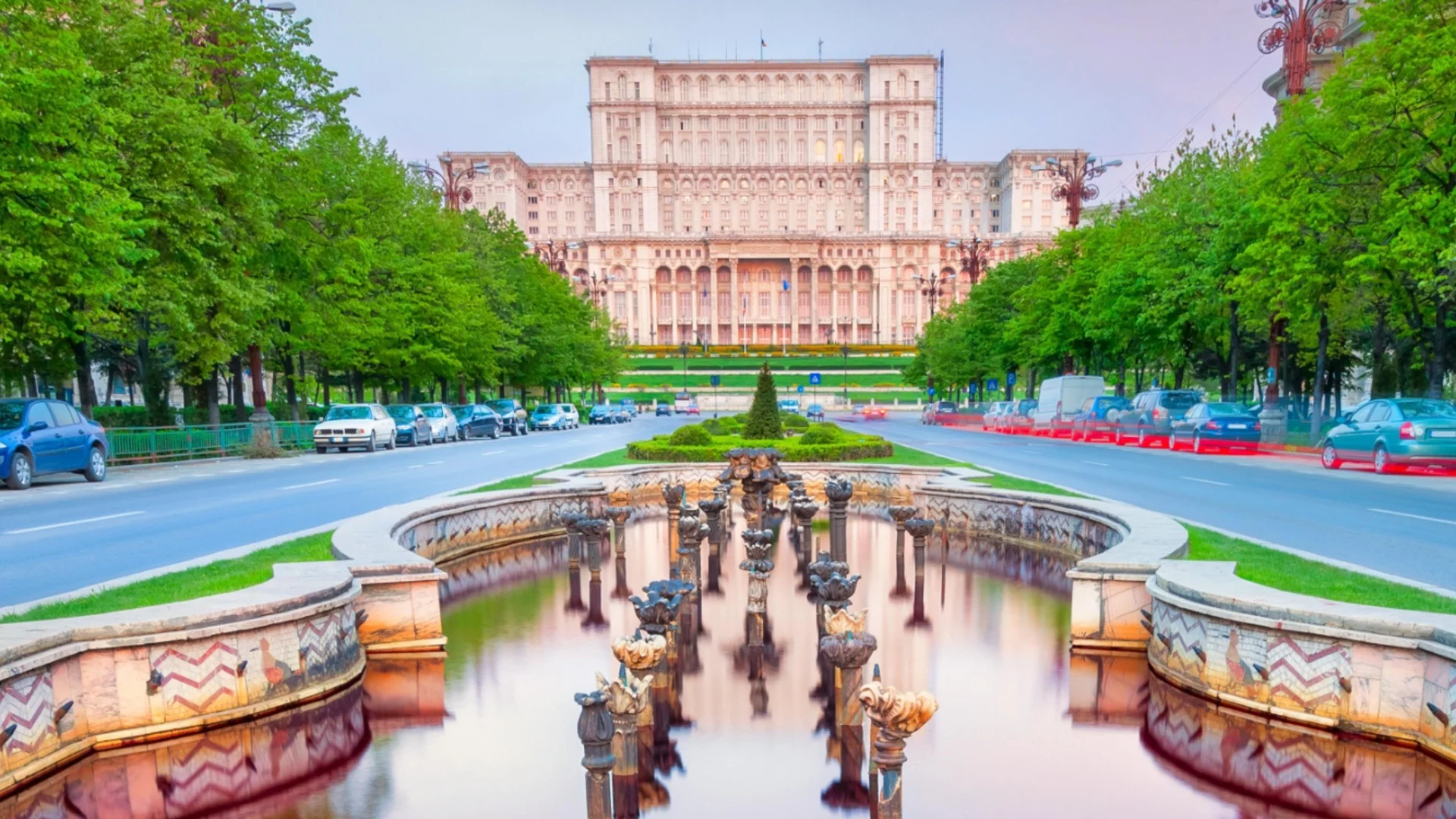 Правителството в Румъния е пътник: Партия в коалицията оттегли подкрепата си