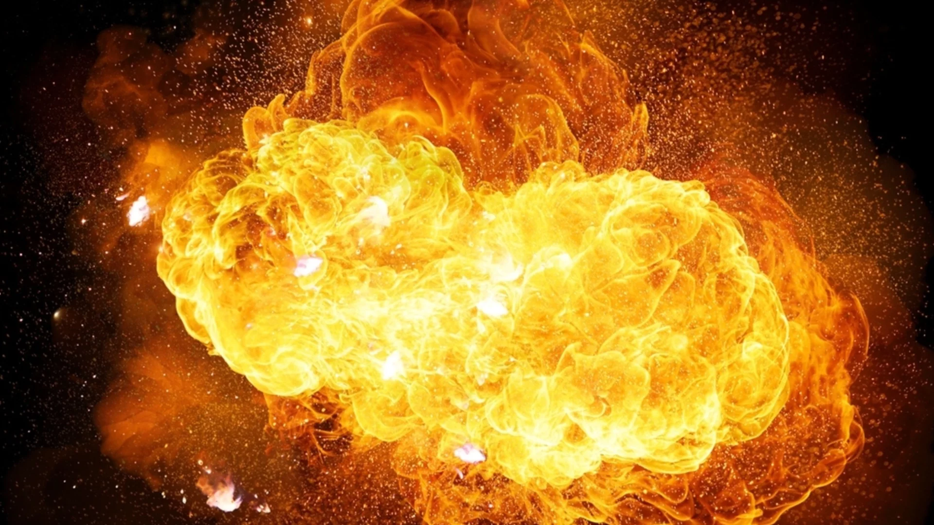 Гръмна топлоцентрала в Букурещ (ВИДЕО)