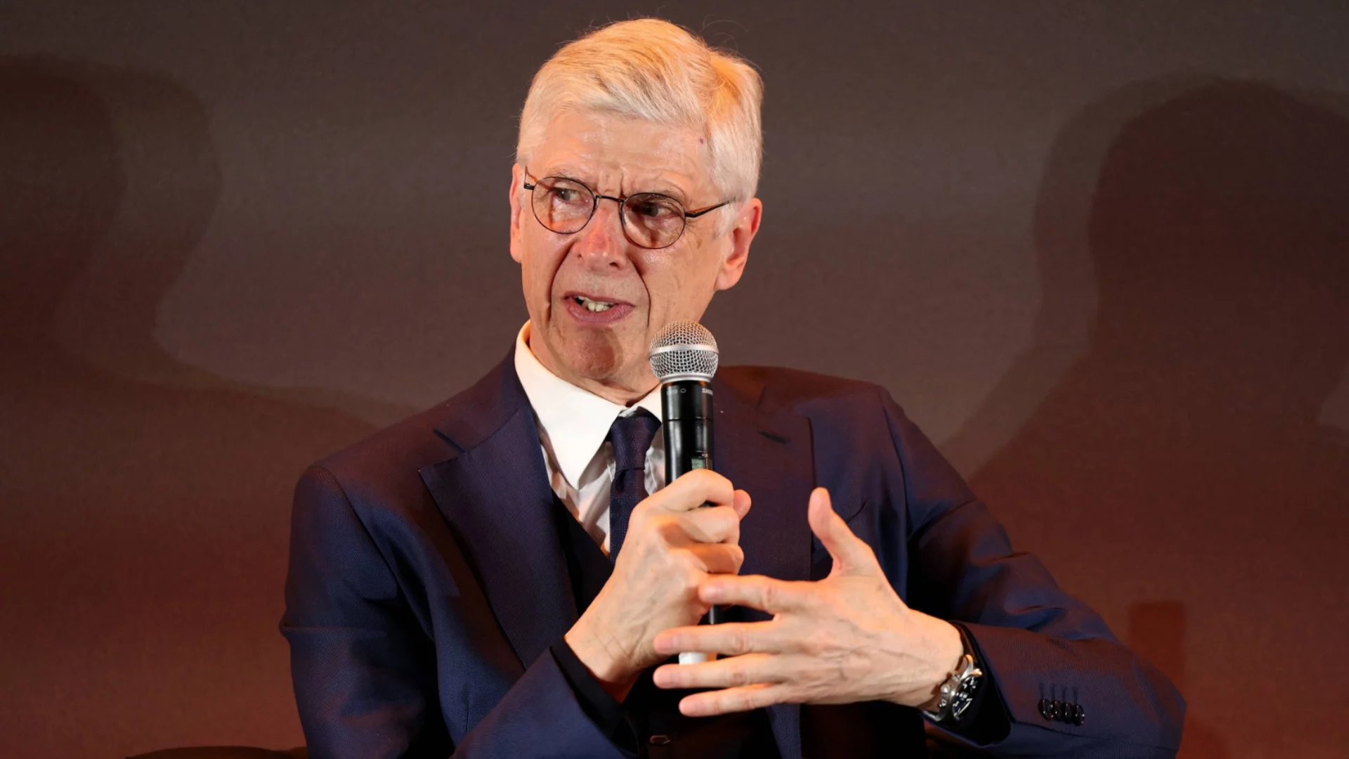 "Няма да имат добър финал на сезона": Арсен Венгер избра своя шампион във Висшата лига