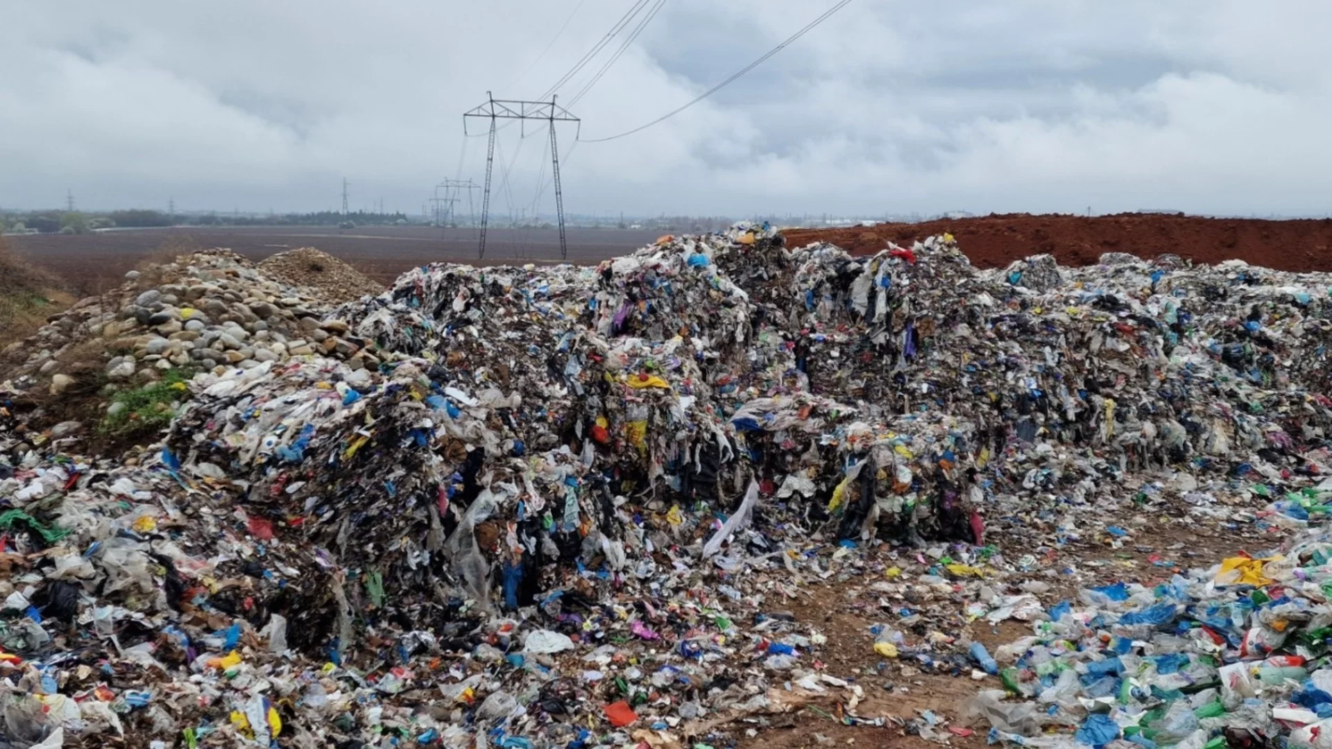 Община Кюстендил разясни правилното използване на контейнерите за отпадъци в малките населени места