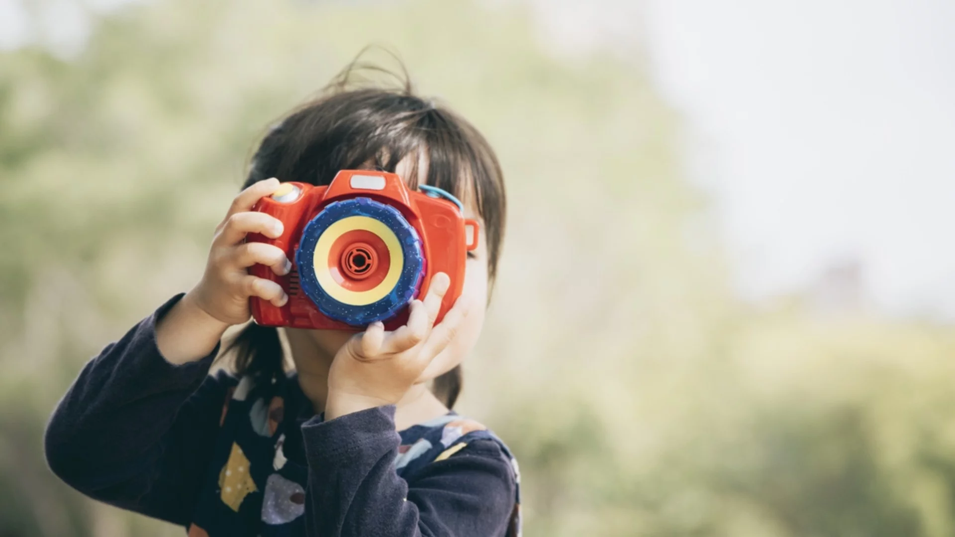 Хороскоп за днес, 24 април: Паметен петък за Козирозите, но Овните ще искат денят да мине по-бързо