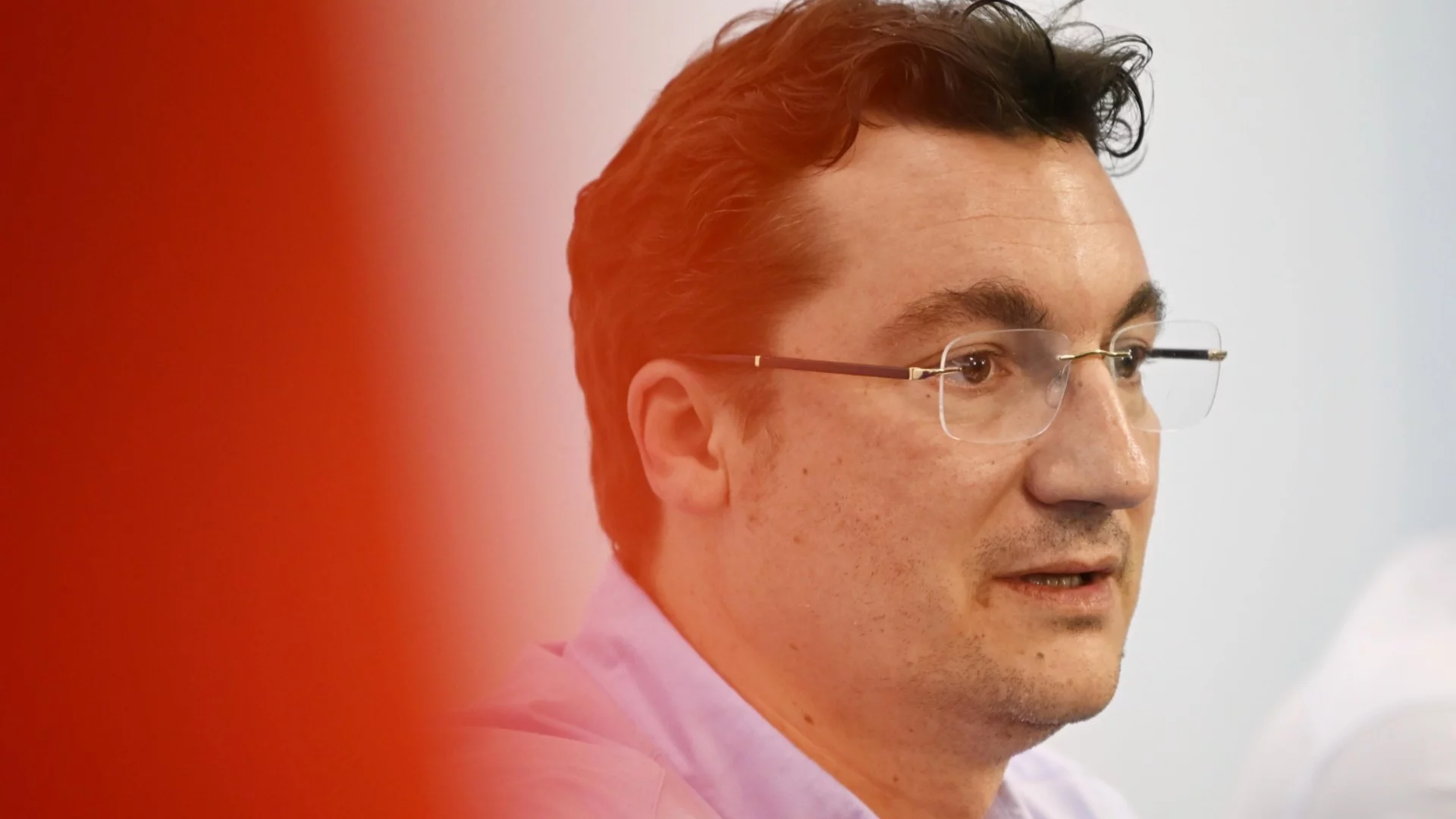 Крум Зарков видя опасен сигнал в действията на Сарафов