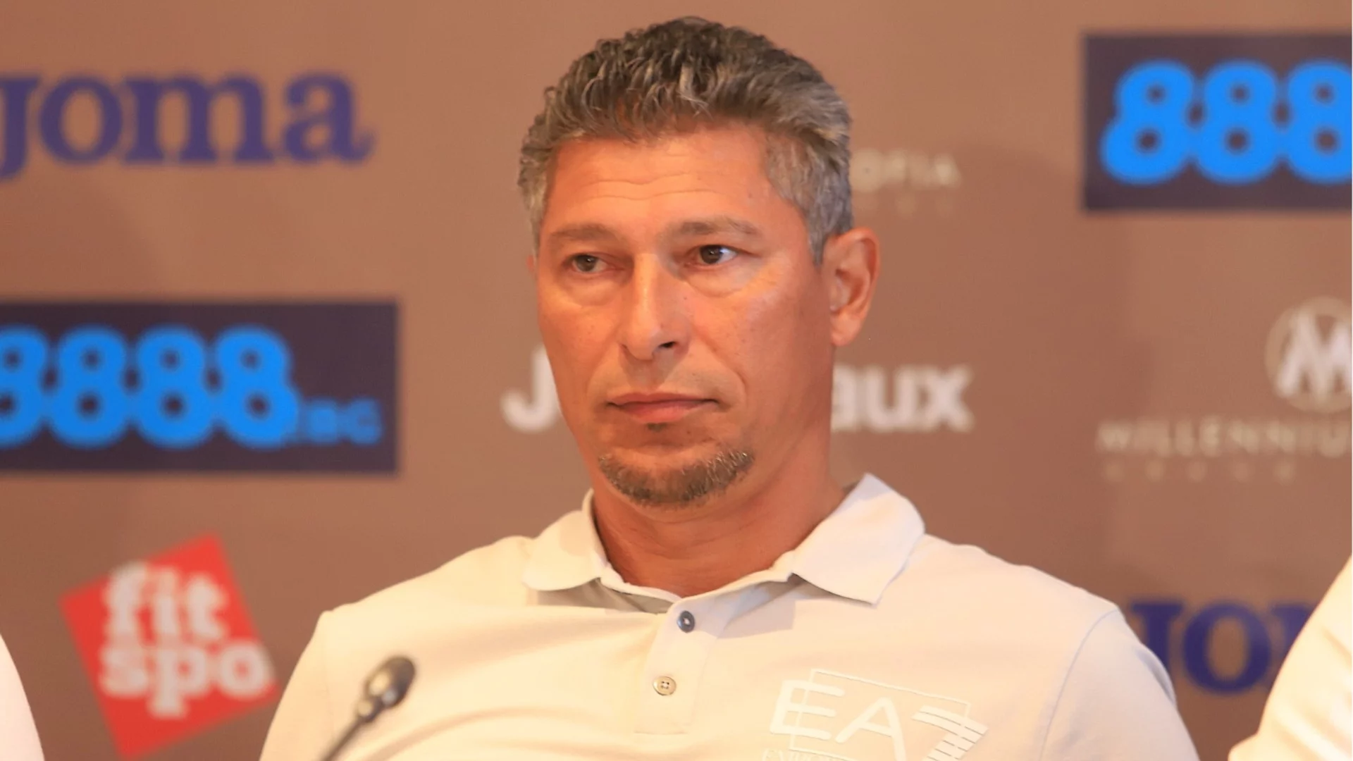 Балъков: “Политиците трябва да помогнат на футбола, Левски е на 90% шампион“